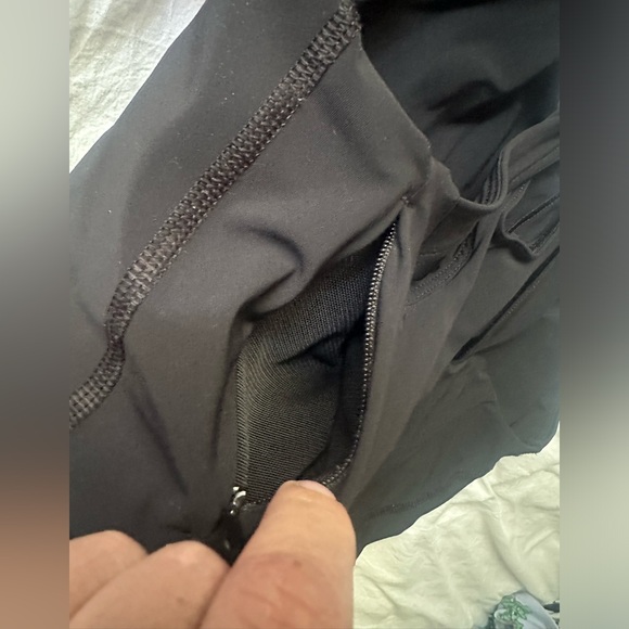 lululemon Stash It Bra - Picture 4 of 10